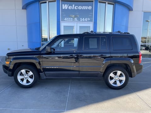 1 image of 2013 Jeep Patriot Latitude