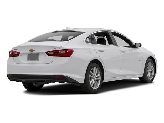 3 thumbnail image of  2016 Chevrolet Malibu LT