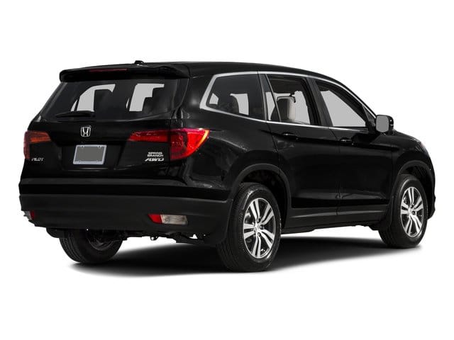 2 thumbnail image of  2016 Honda Pilot EX-L