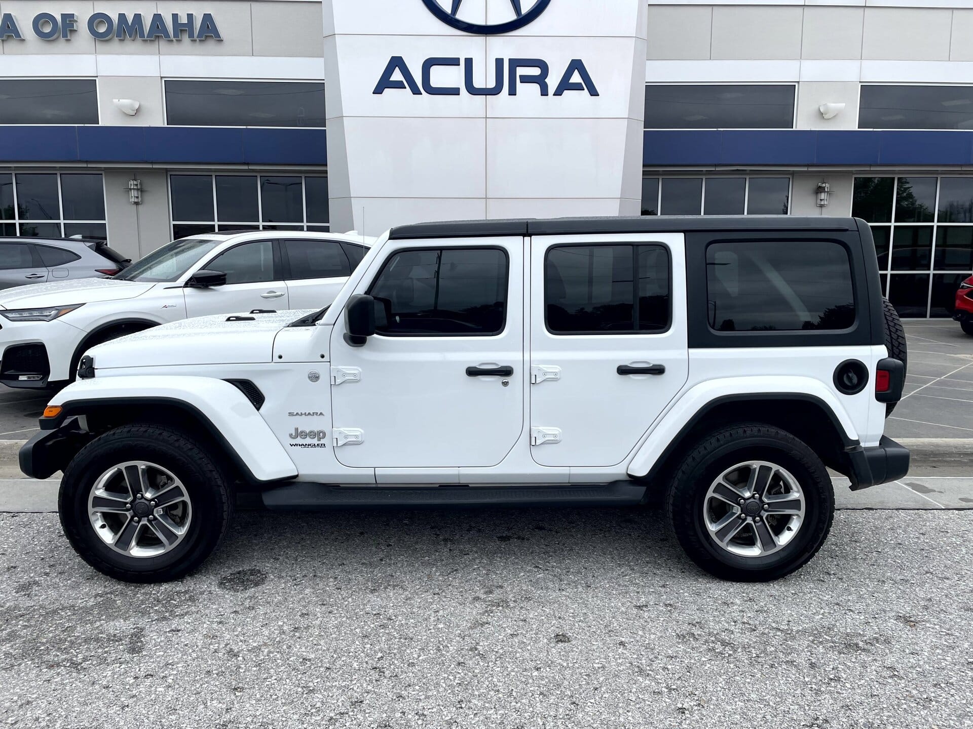 2018 Jeep Wrangler Sahara's photo