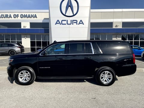 1 image of 2019 Chevrolet Suburban LT