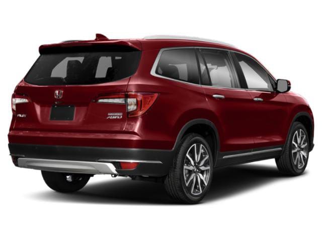 2 thumbnail image of  2019 Honda Pilot Touring 7-Passenger