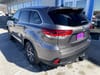 2 thumbnail image of  2019 Toyota Highlander XLE