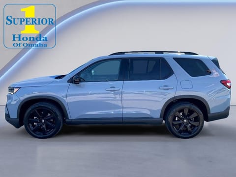 1 image of 2025 Honda Pilot Black Edition