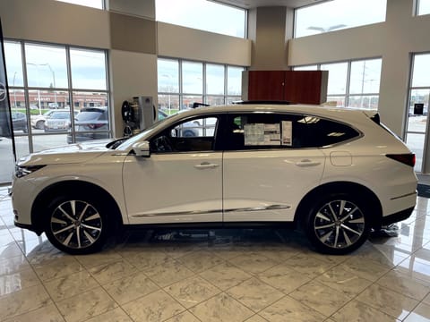 1 image of 2026 Acura MDX w/Technology Package