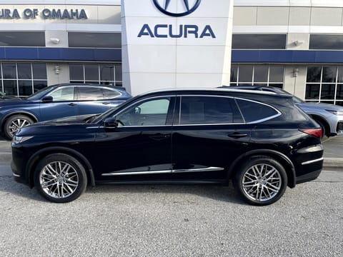 1 image of 2023 Acura MDX w/Advance Package