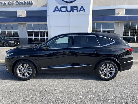 1 image of 2022 Acura MDX