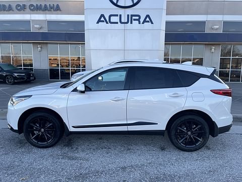 1 image of 2025 Acura RDX BASE