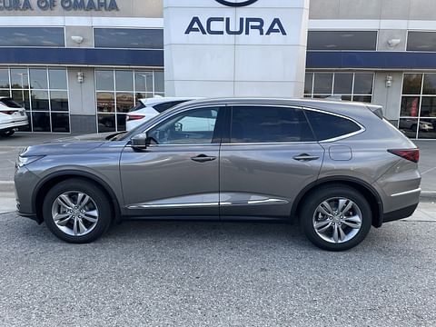 1 image of 2025 Acura MDX BASE