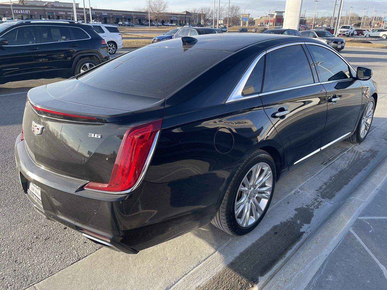 Used 2018 Cadillac XTS Luxury with VIN 2G61N5S36J9155513 for sale in Omaha, NE