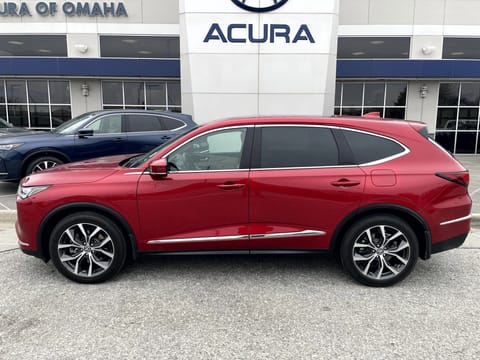 1 image of 2023 Acura MDX w/Technology Package