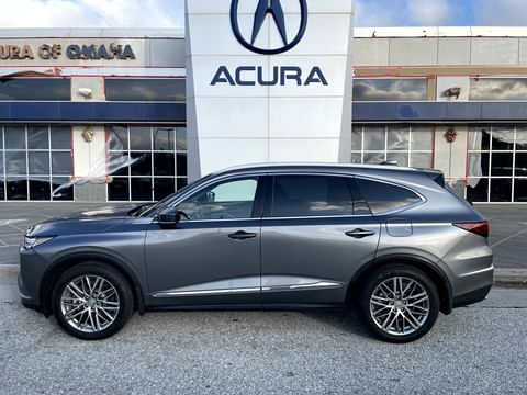 1 image of 2022 Acura MDX w/Advance Package