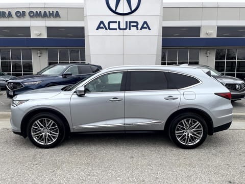 1 image of 2023 Acura MDX w/Advance Package