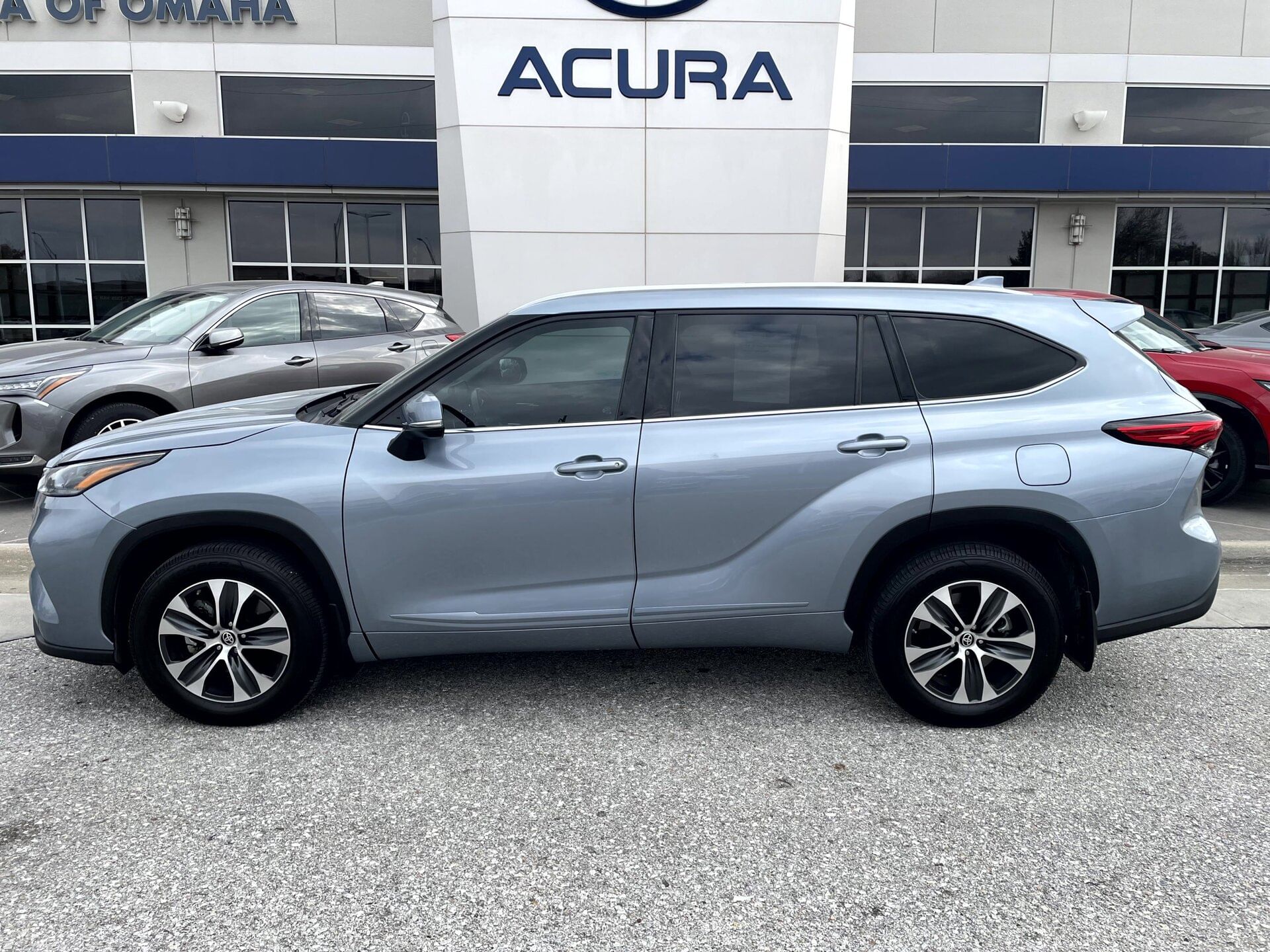 2021 Toyota Highlander XLE's photo