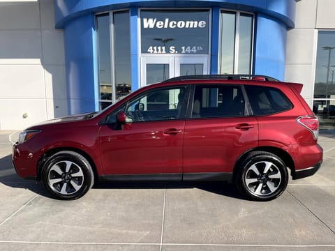 1 image of 2017 Subaru Forester Premium
