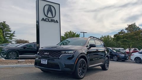 1 image of 2022 Kia Sorento X-Line S