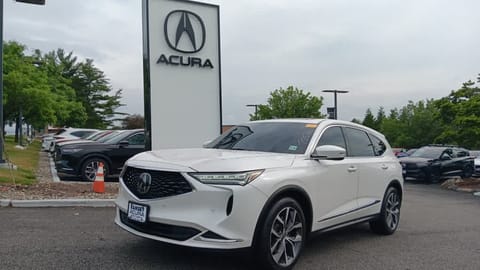 1 image of 2023 Acura MDX w/Technology Package