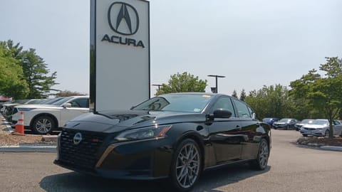 1 image of 2023 Nissan Altima 2.0 SR