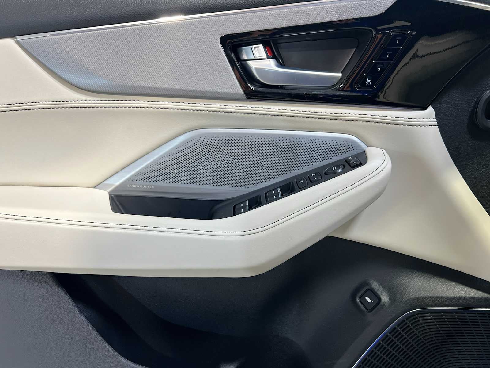 2026 Acura MDX A-Spec w/Advance Package - Photo 16