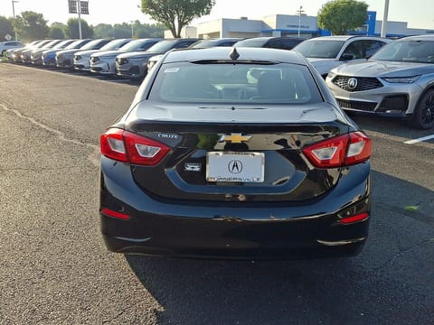 2018 Chevrolet Cruze LS