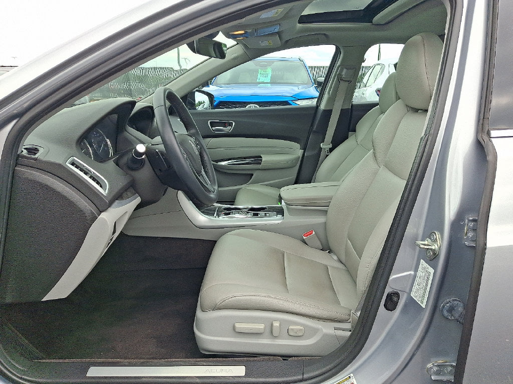 2019 Acura TLX Base - Photo 14