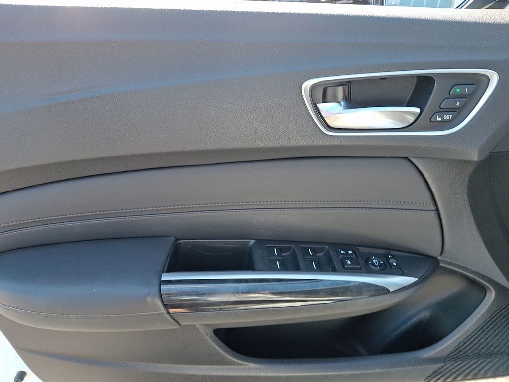 2019 Acura TLX Base - Photo 12