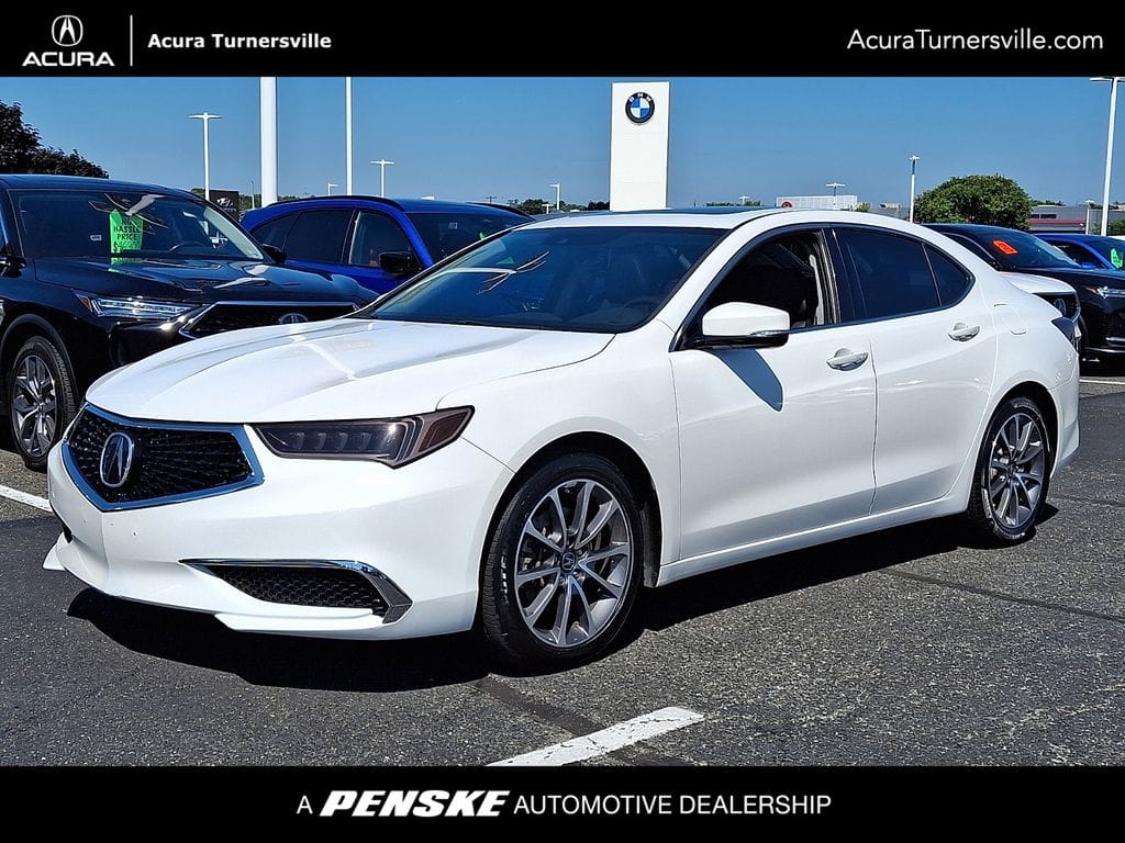 2019 Acura TLX  FWD photo