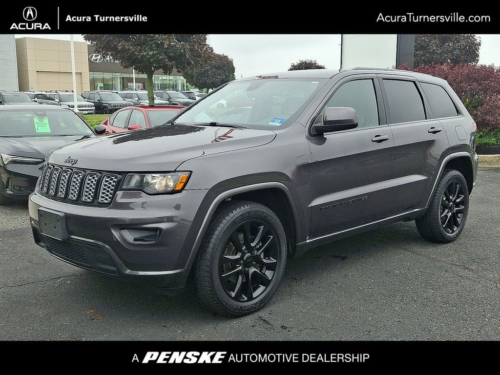 2020 Jeep Grand Cherokee Altitude 4WD's photo