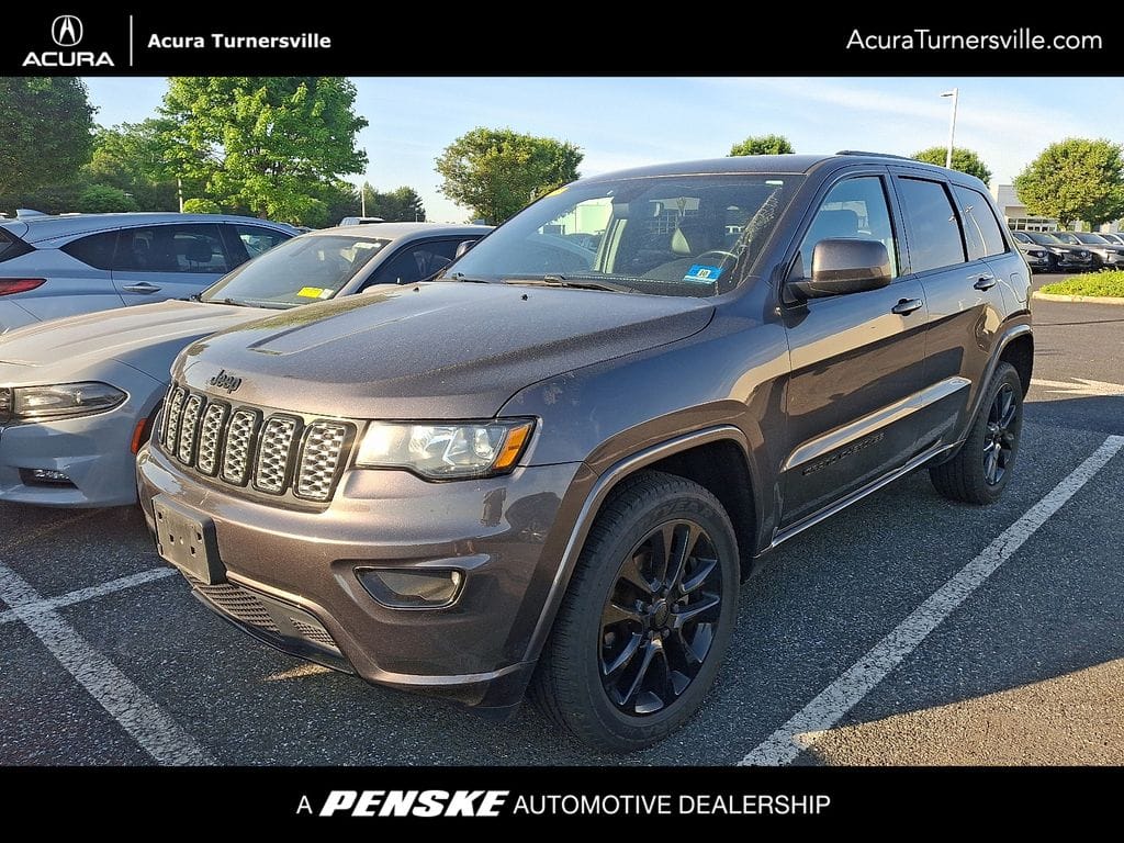 2020 Jeep Grand Cherokee Altitude 4WD's photo