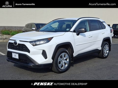 1 image of 2021 Toyota RAV4 LE