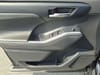 13 thumbnail image of  2023 Toyota Highlander XLE