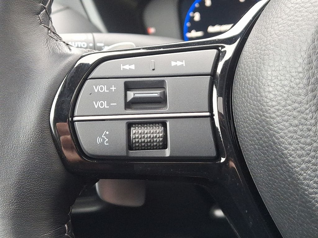 2025 Acura ADX Base - Photo 22
