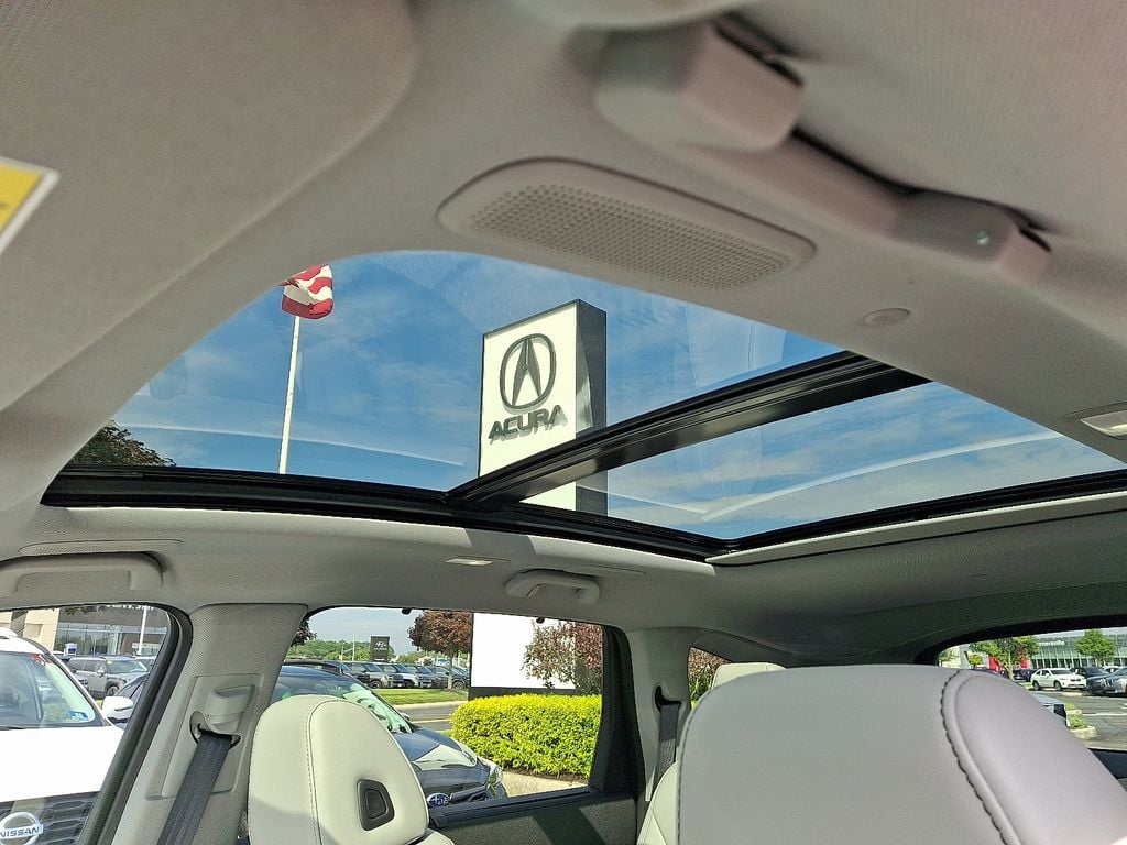 2025 Acura MDX Technology Package - Photo 15