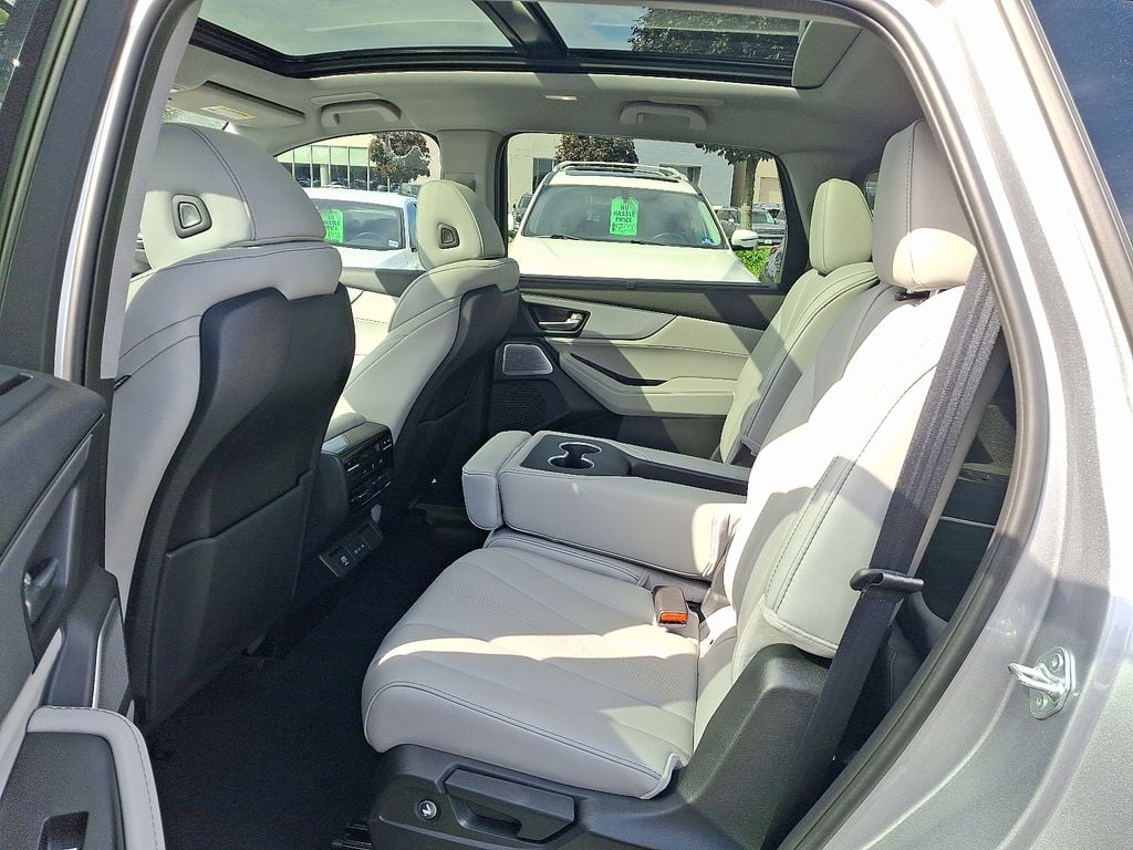 2025 Acura MDX Technology Package - Photo 10