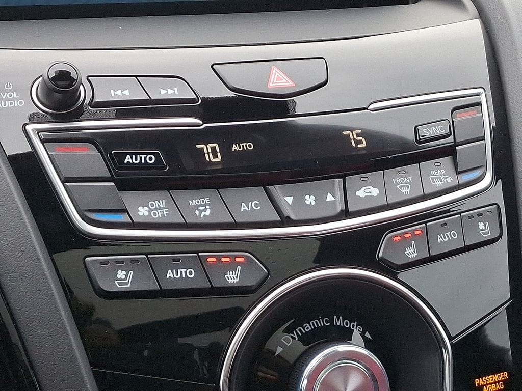2025 Acura RDX A-Spec Package - Photo 17