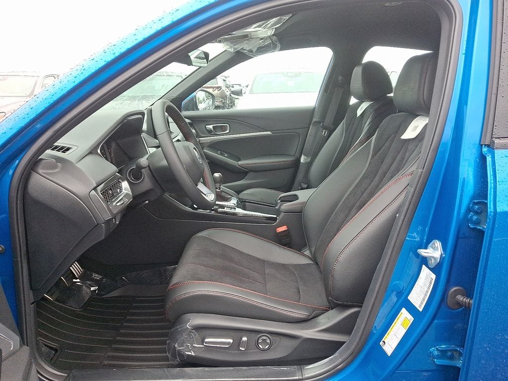 2026 Acura Integra Type S - Photo 6