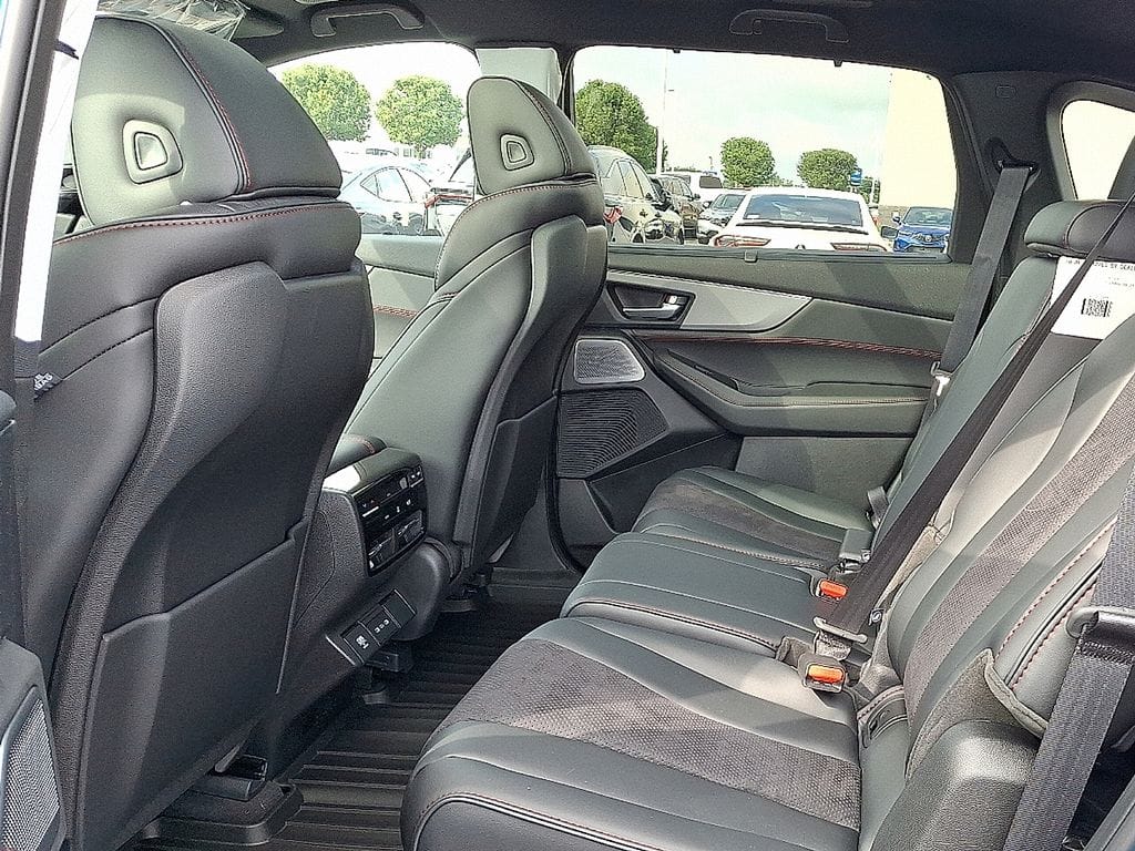2026 Acura MDX A-Spec Package - Photo 8