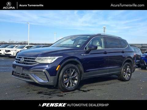 1 image of 2022 Volkswagen Tiguan 2.0T SE