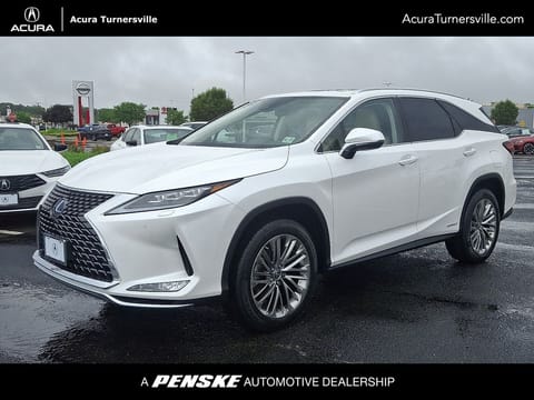 1 image of 2022 Lexus RX 450hL Luxury
