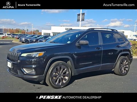 1 image of 2021 Jeep Cherokee Latitude Lux