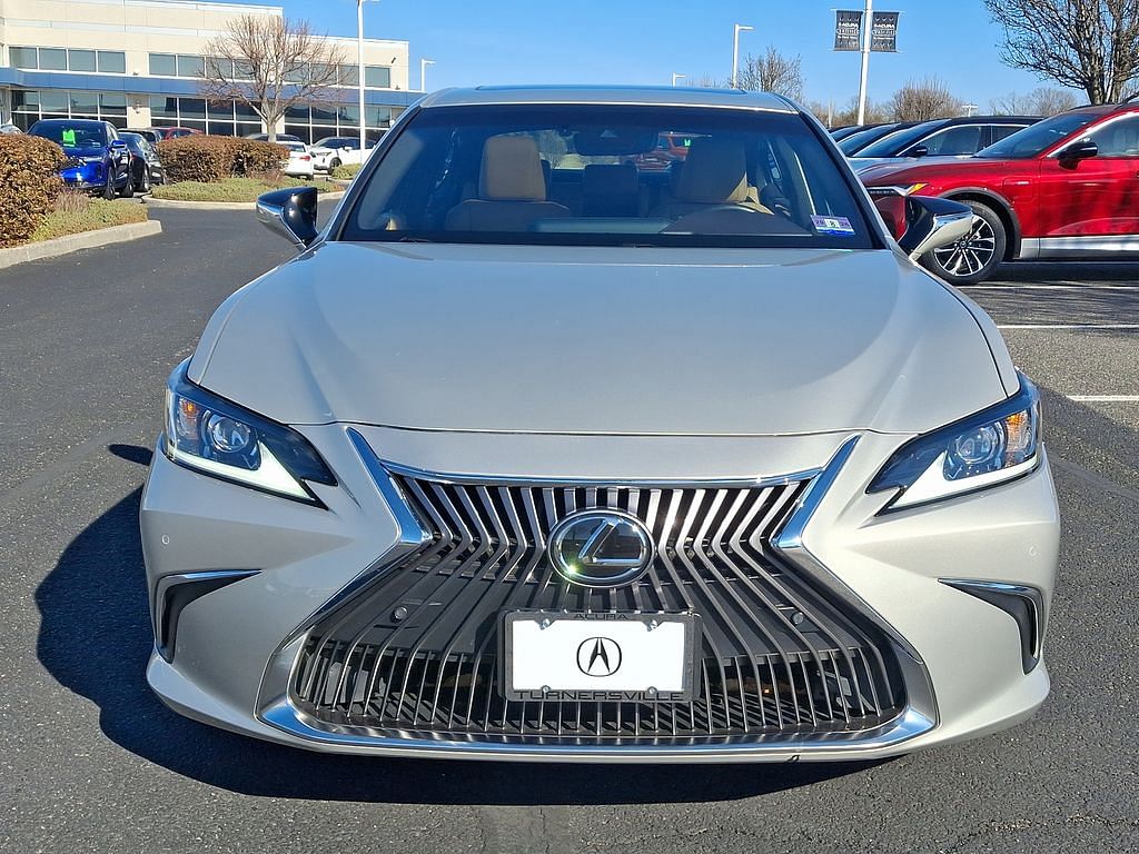 Used 2019 Lexus ES 350 with VIN 58ABZ1B1XKU039219 for sale in Turnersville, NJ