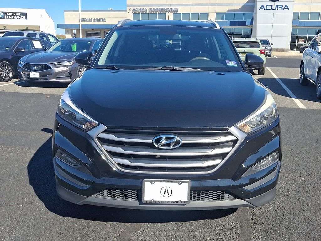 Used 2017 Hyundai Tucson SE with VIN KM8J3CA41HU375460 for sale in Turnersville, NJ