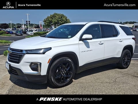 1 image of 2023 Chevrolet Traverse LT