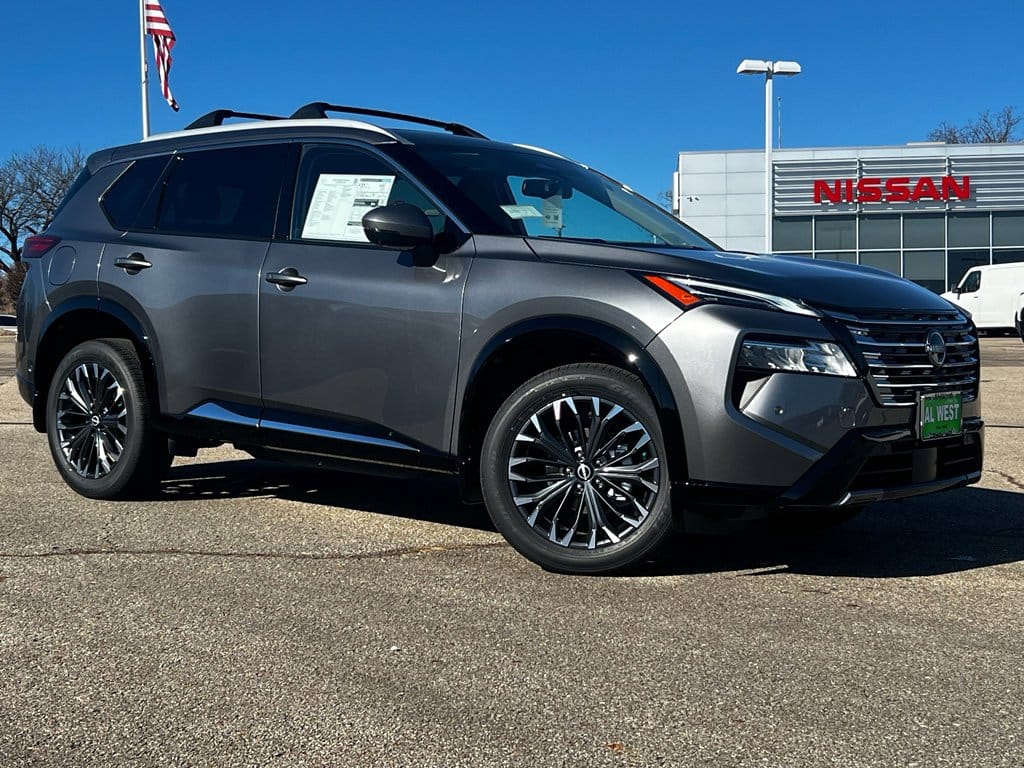 2026 Nissan Rogue Platinum's photo