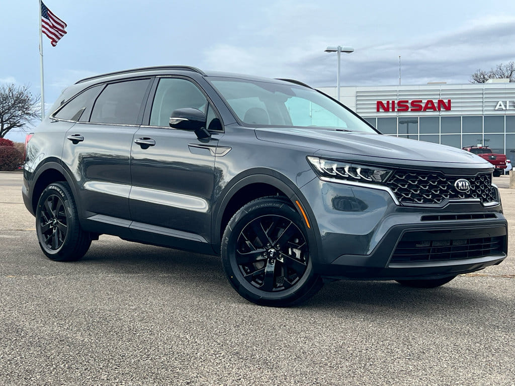 2021 Kia Sorento S's photo