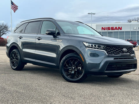 1 image of 2021 Kia Sorento S