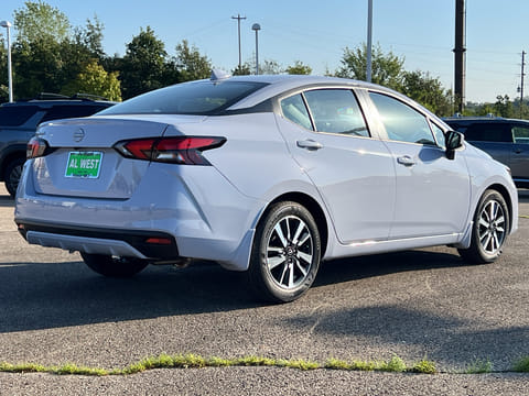 2025 Nissan Versa SV
