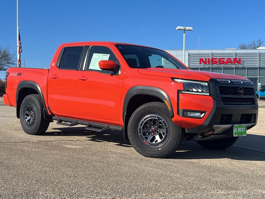 2026 Nissan Frontier PRO-4X's photo