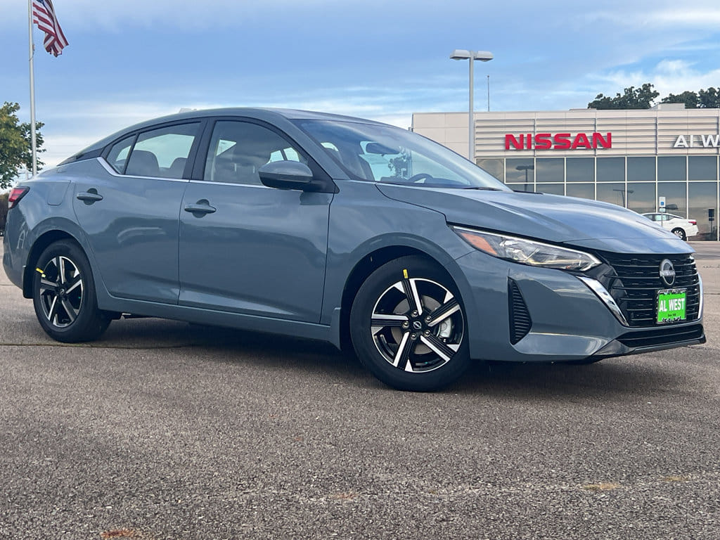 2025 Nissan Sentra SV's photo
