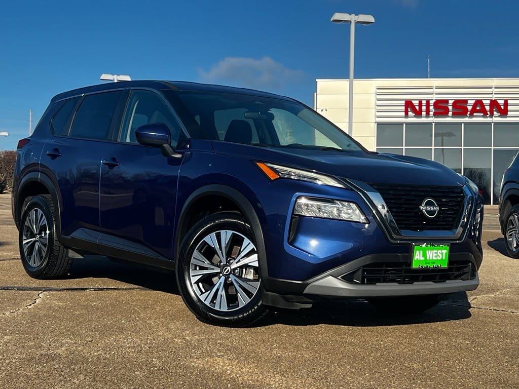 2023 Nissan Rogue SV's photo